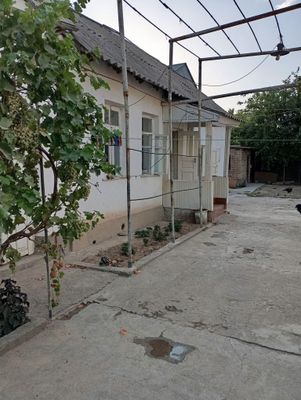 Uy sotiladi Bektemir tumanida