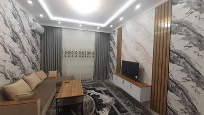 Сдаю в аренду 3 х комнатную квартиру, евроремонт, метро Космонавтов