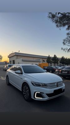 Volkswagen E Bora 2019 Full