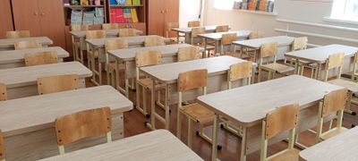 Maktab uchun parta va stul