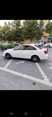 Автомобиль Gentra своя в отличном состоянии