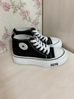 CONVERSRE qora keda yangi 39 razmer