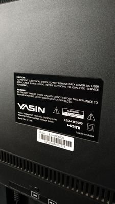 Продам телевизор Yasin smart для запчасти