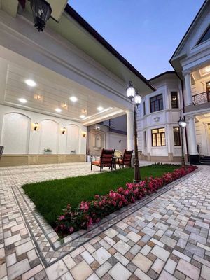 Продам евро дом Мирзо-Улугбекский районе Дагестанская 6 соток 3 уровня