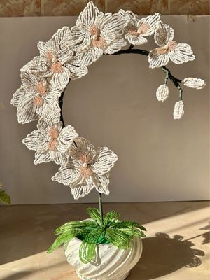 Орхидея из бисера, цветы из бисера