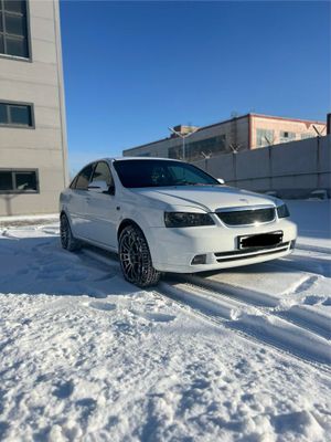 Продаётся Lacetti 1.8