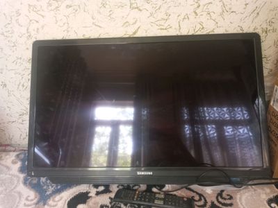 телевизор