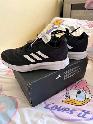 Juda zo'r original Adidas brendi chista Xitoydan