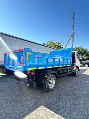Isuzu NPR82L CNG Samosval