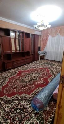 Юнусабад 18кв Аренда 2комн 1 этаж