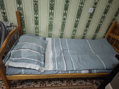 двухъярусная кровать