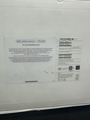 Macbook Pro 14 M3/8/1000/4 sikl 100%