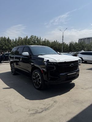 Продаю TAHOE 2023 год