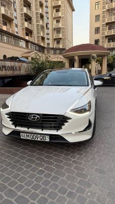 Hyundai Sonata 2022 yil