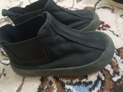 Bolalar oyoqkiyimi