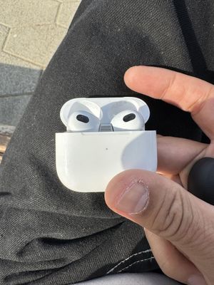 Airpods 3 original поддержвает бепроводной зарядка