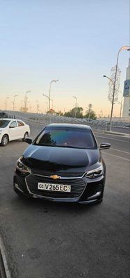 Продаю chevrolet Onix Premier 2
