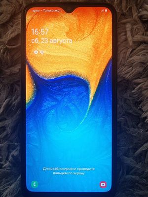Продаётся Samsung A20. 3гб/32гб. 2 сим карты