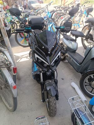 Skuter velsapet moshincha samakat kalyaskalar bor