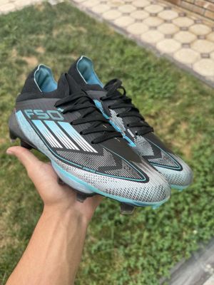 Продаются качественные бутсы F50+ Adidas