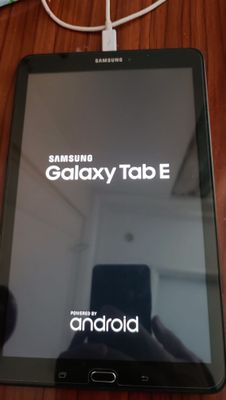 Планшет Samsung Galaxy Tab E