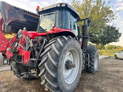 Massey Ferguson 7724