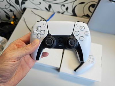 ПРОДАМ Sony DualSense джойстик для PlayStation 5 / (Оригинал).