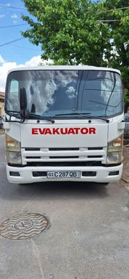 Продаётся Isuzu evakuator.