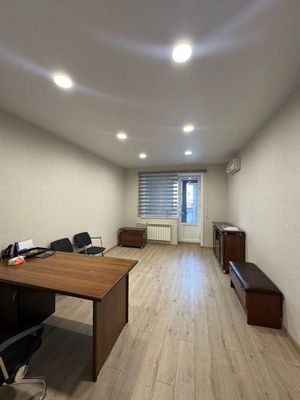 Аренда под офис 3 минут от метро Хамида Алимжана 30м2 600$