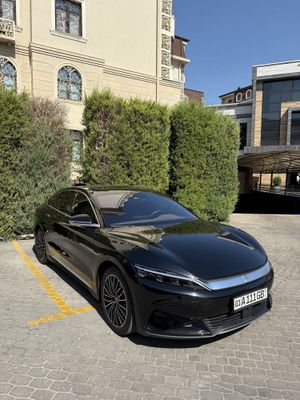 BYD HAN 2023 yil 506 km yuradi