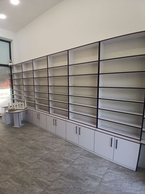 Продается витрина для магазина