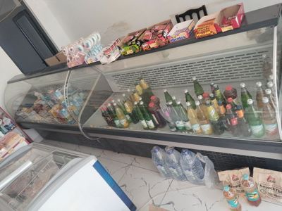 Витрина холодильник