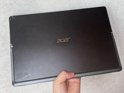 Acer swith 5 core i3 7го поколения тач, долгая жизнь АКБ