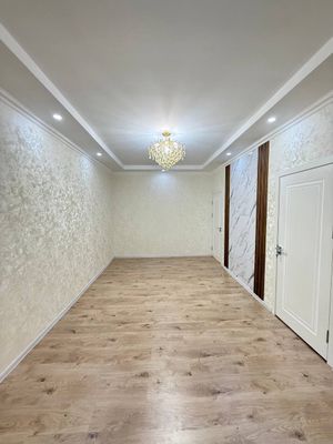 Юнусабад 8 квартал 1в2/1/4 евро квартира