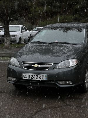 Gentra 2019 sotiladi , 84 000 yurgan avtomat