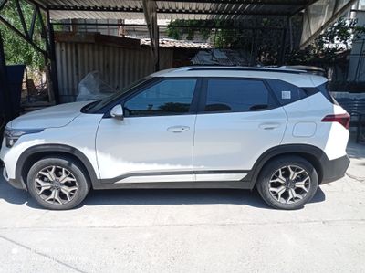 Kia seltos пробег 20тыс 2022год 1хозяин