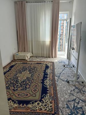 Yakkasaroy tekstilniy insitut yonida bollaga kvartira bor
