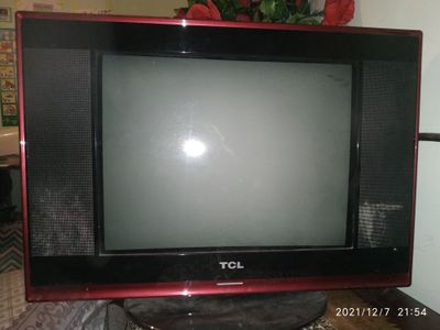 Televizor TCL в хорошего состояние