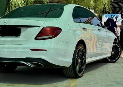 Mercedes w213 e200