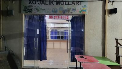 Yerqurg'on bozoridan Dukon sotiladi