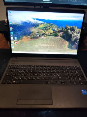 Hp Notebook core i5 1235U