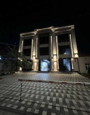 Ул.Бешкайрагач отдельно стоящее здание 2.7соток 4уровней 1000кв.м евро