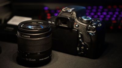 Камера Canon EOS 600D