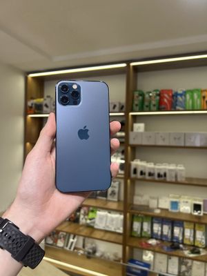 Iphone 12 pro Blue sotiladi