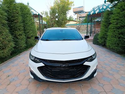 Malibu 2 PREMIER 2021! Holati yaxshi. Polni XL qilingan