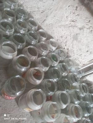 1 litrli banka sotiladi 4ming soʻm yana kelishamiz