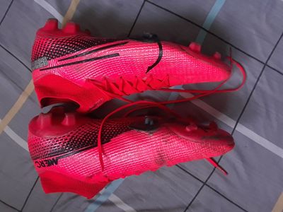 Football shoes nike superfly360