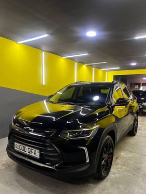 Tracker Premier sotiladi