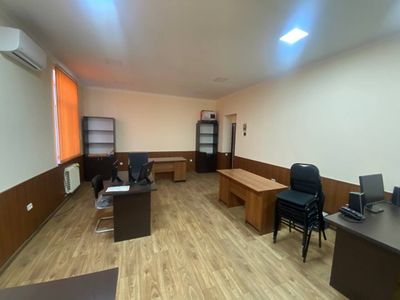 Офисы 20м² 30м² 35м² 80м² караташ дружба народов 24/7 без мебели