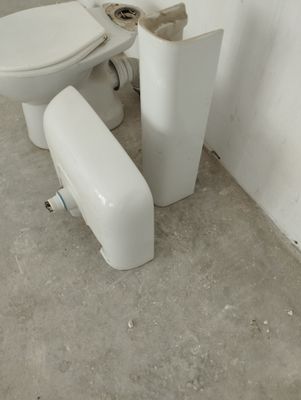 ванна акрил,унитаз,раковина